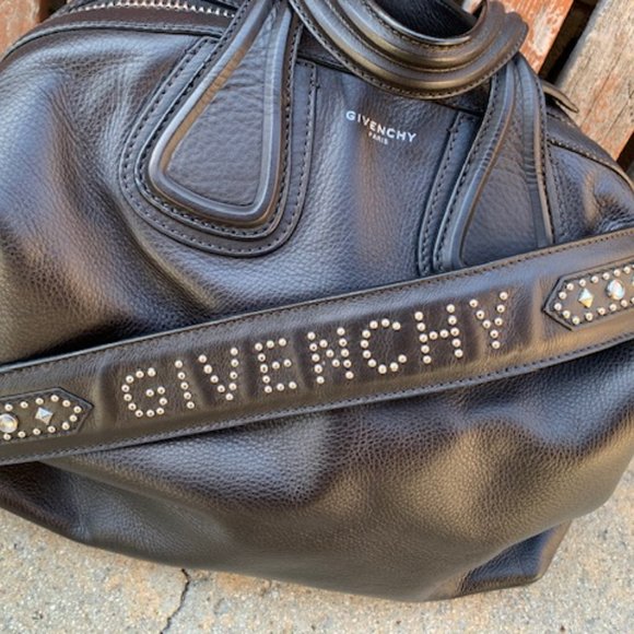 GIVENCHY NIGHTINGALE SIGNATURE STUDDED BAG - LIMITED EDITION - Picture 2 of 10